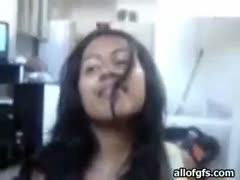 Pakistani black-skinned doxy, who is hardly legal, makes me laugh.
